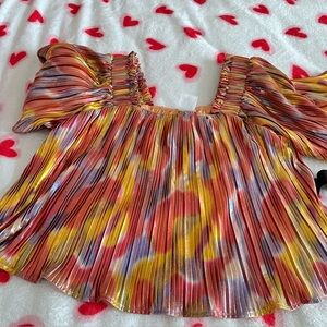 QUEEN OF SPARKLES Colorful Pleated Blouse
